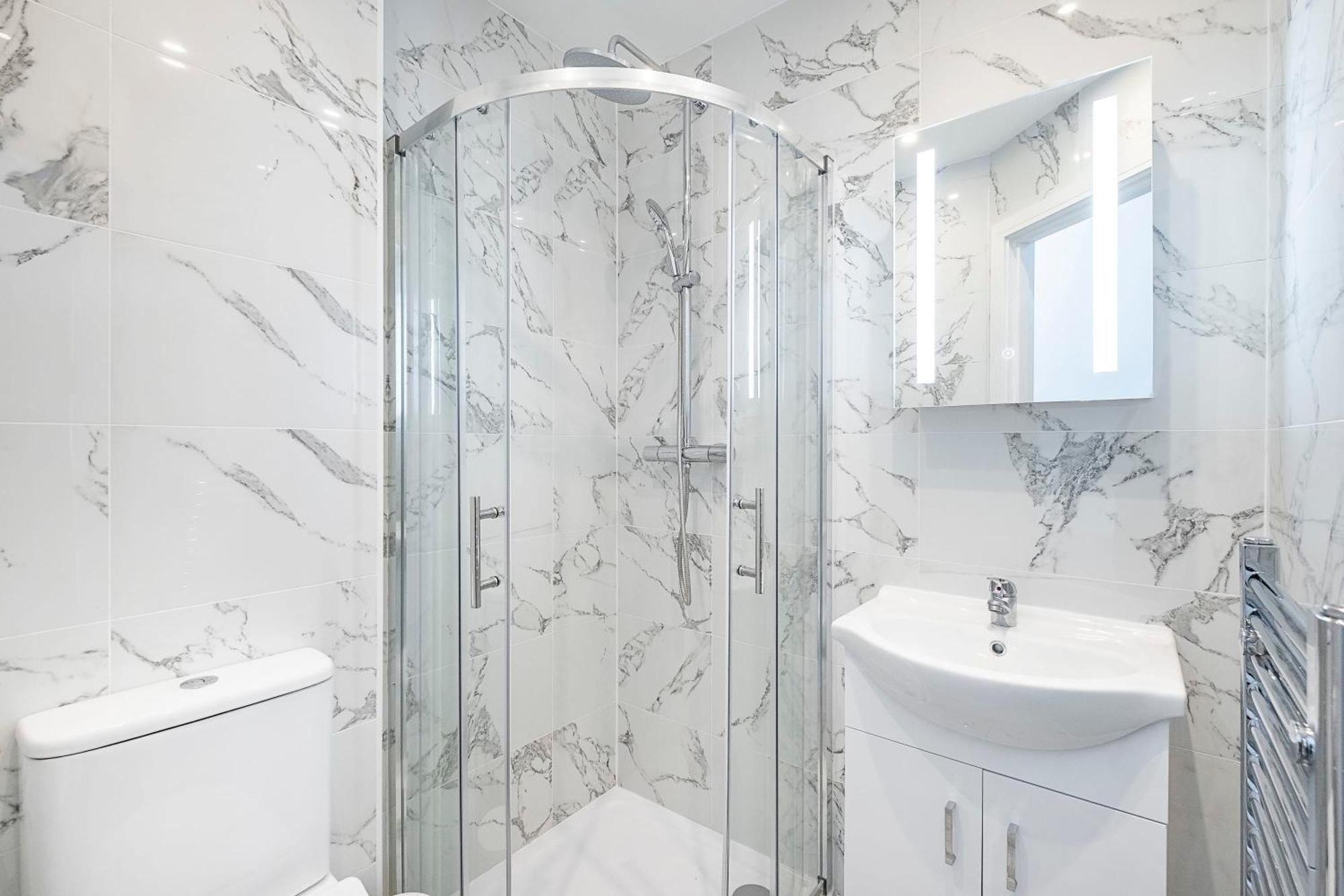 Victorian Beauty With Private Toilet And Shower Near Tube Station London Exterior foto