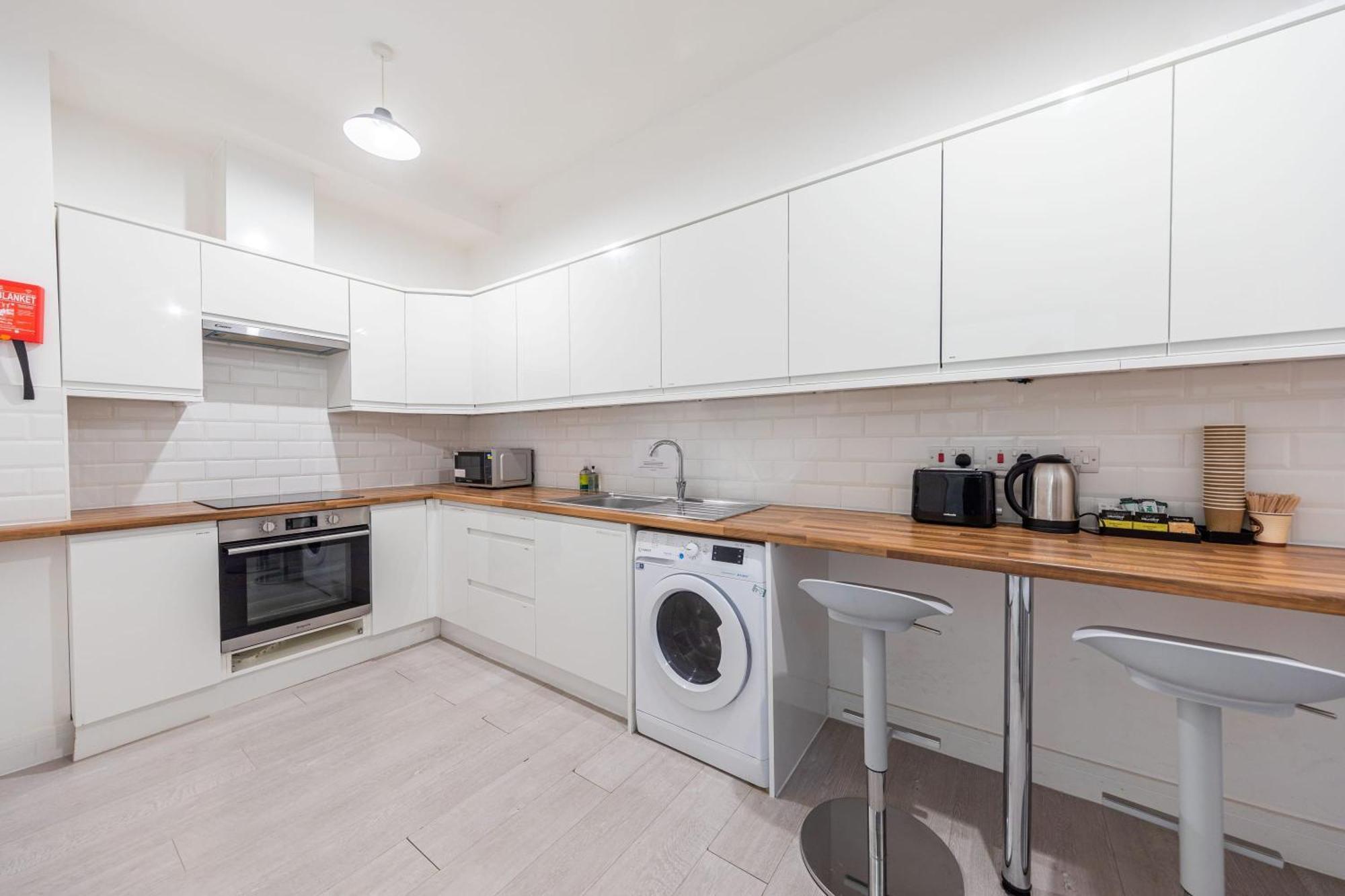 Victorian Beauty With Private Toilet And Shower Near Tube Station London Exterior foto